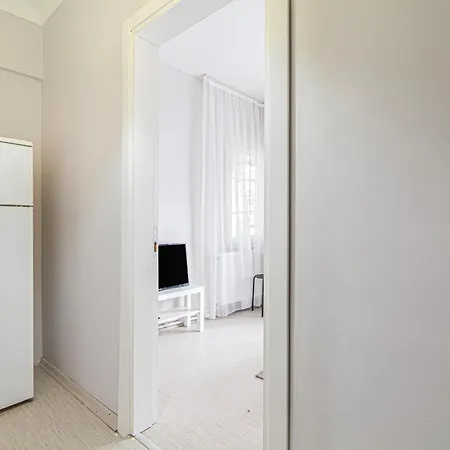 Апартаменты 1br Apt, 3 Min To Mecidiyekoey Center *